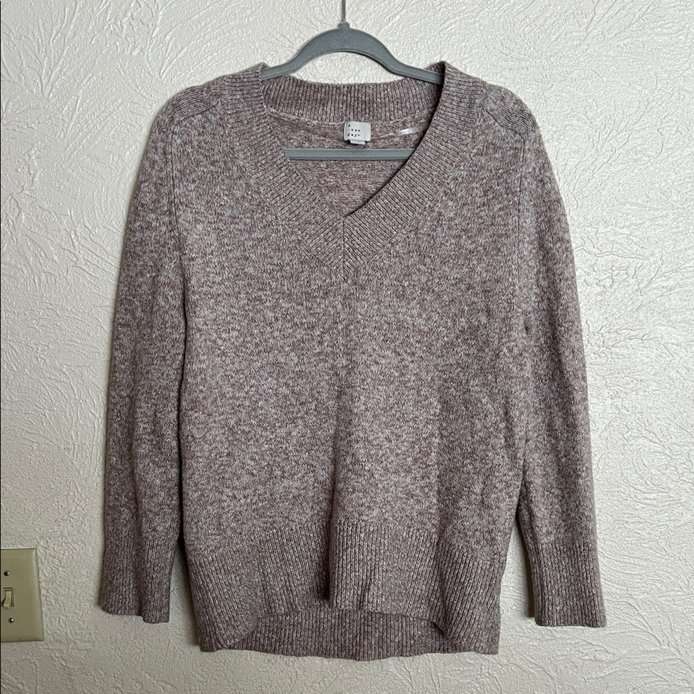a new day Women's V-Neck Sweater - Heathered Taupe
